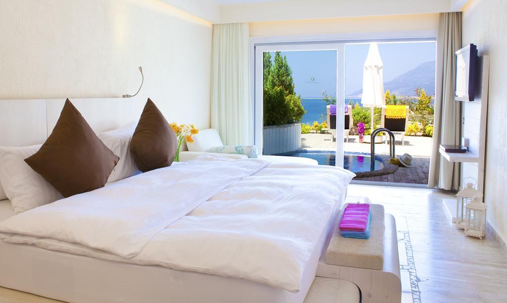 Peninsula Gardens Hotel - Adults Only Каш Стая снимка