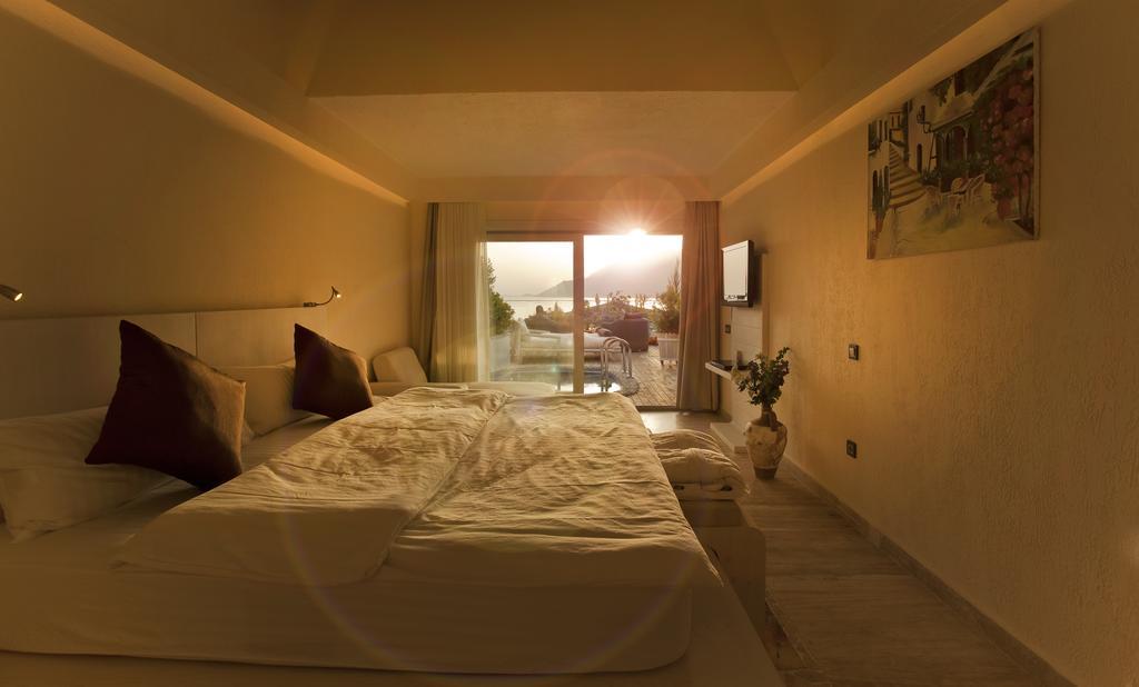 Peninsula Gardens Hotel - Adults Only Каш Екстериор снимка
